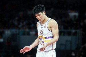 MK体育登录入口-0分1板+正负值最低，状元郎回家不会打球了？球迷：不敢打就下去