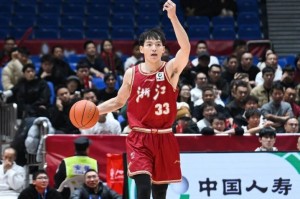 MK体育-郭艾伦伤停12场！浙江双杀广州换帅后10战8胜 徐昕狂送6帽